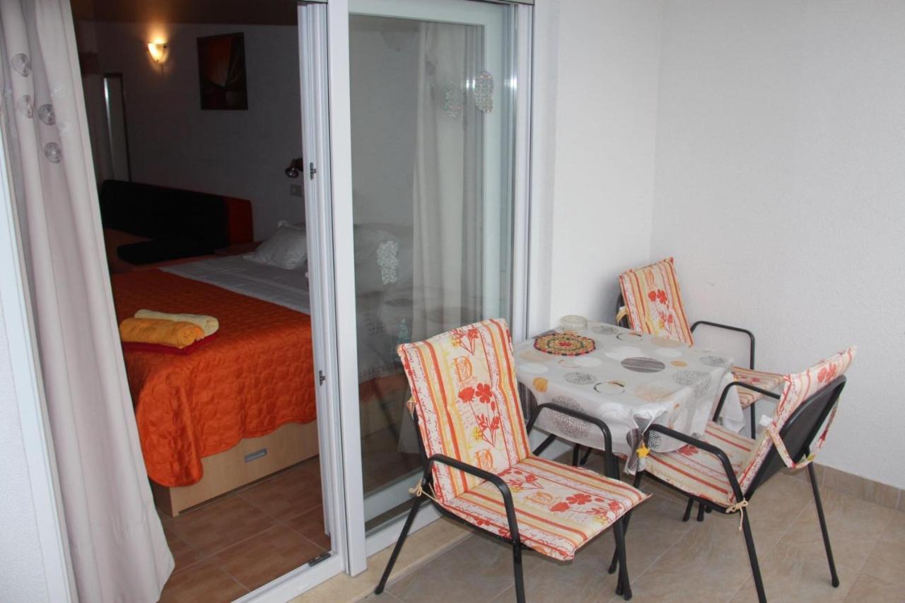 Apartmani Nima Tučepi Extérieur photo