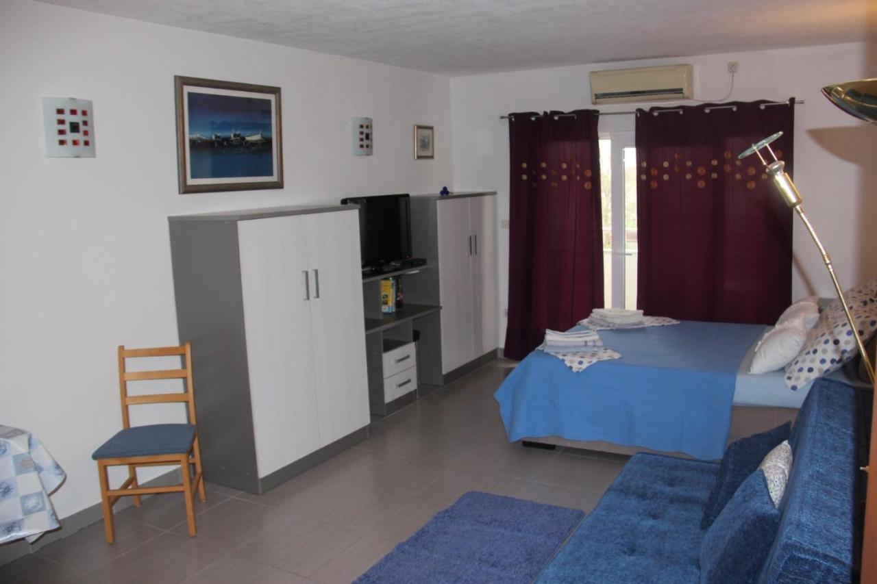 Apartmani Nima Tučepi Extérieur photo